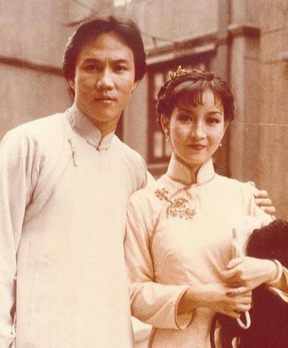 ����Ԫ�ס����ݻ�Ԫ���������ֻ��ף��ֿ����