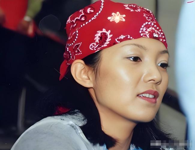 ��18��Ϊ��ĸ��25���ĵǴ��������ӷ�˯��4��