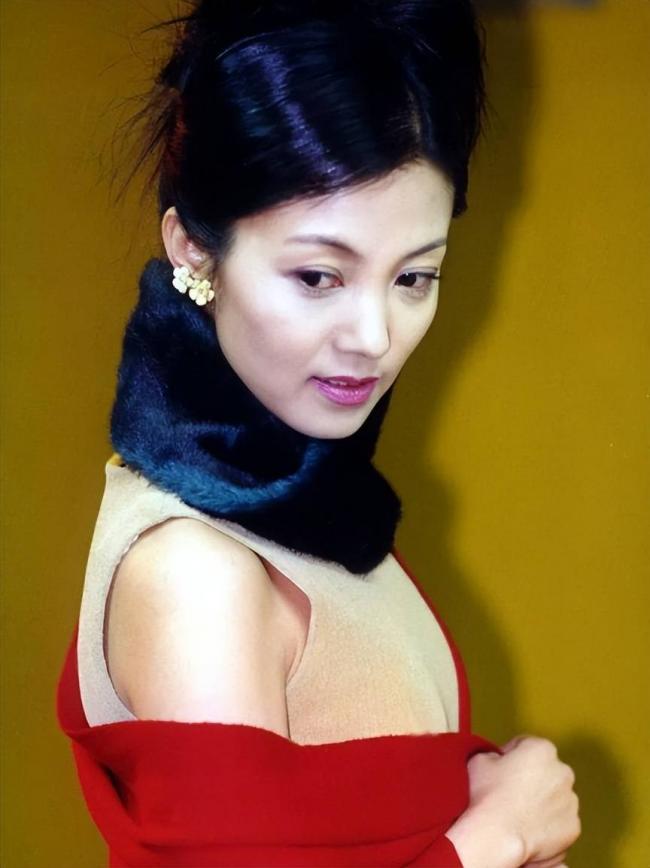 ��18��Ϊ��ĸ��25���ĵǴ��������ӷ�˯��4��