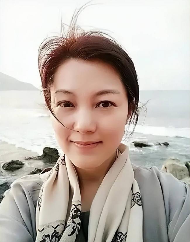 ��18��Ϊ��ĸ��25���ĵǴ��������ӷ�˯��4��