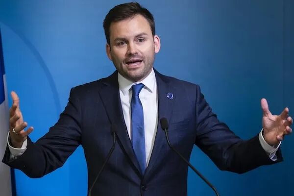 ����ʹ���������г�¯���ӹ����˵�һ�����