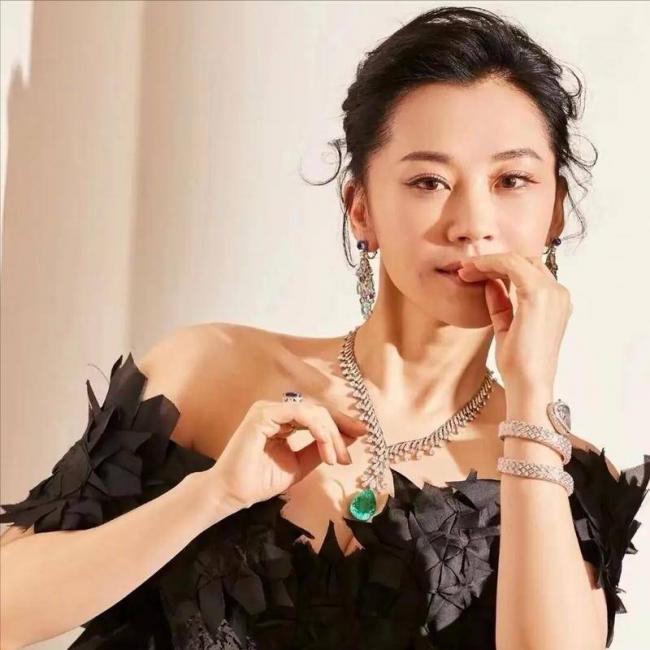 有私人飞机,坐拥北京一条街,京圈顶级富婆有哪些 有私人飞机,坐拥北京一条街,京圈顶级富婆有哪些