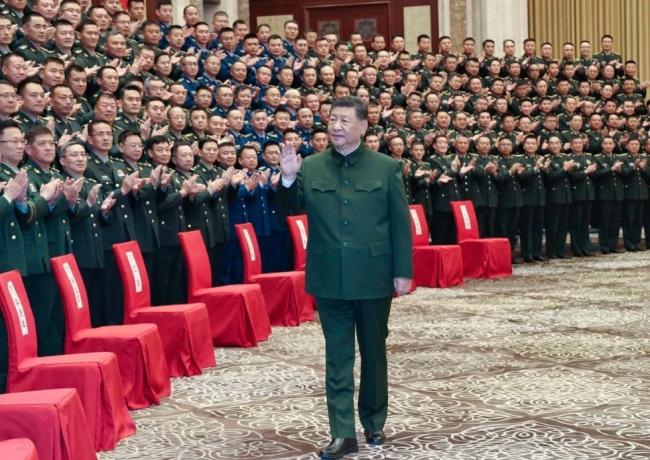 ��ϴ80������ ��ϰ��ƽ���������Ҵ򡱵ĽӰ���