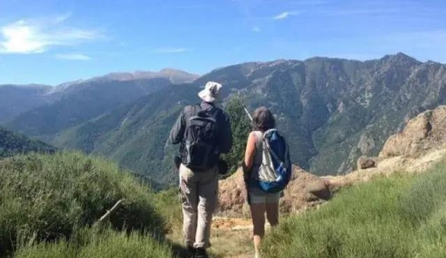 绝望:北大女博士倒挂长城2小时,目睹自己坠亡 绝望:北大女博士倒挂长城2小时,目睹自己坠亡