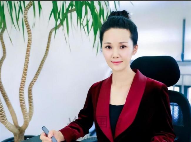 ��������Ӣ���ã�С22�꣬ ����17���ߵ���