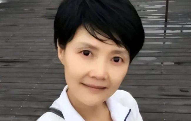 她11岁被谢晋看中,追过姜文,如今孑然一身 她11岁被谢晋看中,追过姜文,如今孑然一身