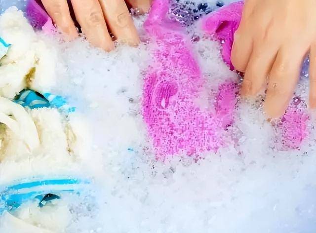 别买这种“加绒裤”！央视曝光，真的有毒