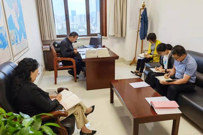 “我自由了”:一名穆斯林前中共官员的自白 “我自由了”:一名穆斯林前中共官员的自白