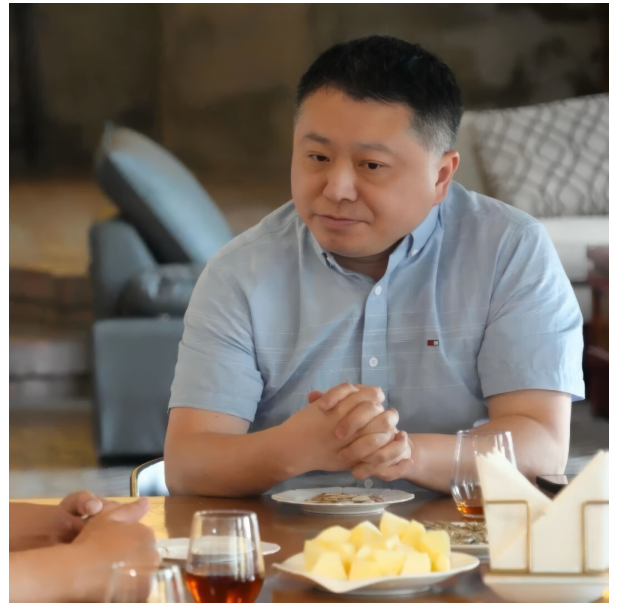 中国著名调查记者刘虎,被跨省抓捕 中国著名调查记者刘虎,被跨省抓捕