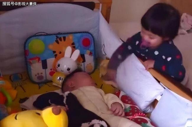 真相大白！错怪梅婷了，她当年根本没重男轻女