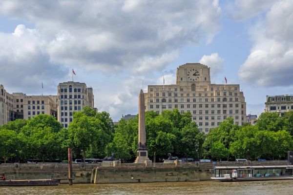 爱泼斯坦档案现习近平名字，和他关系密切