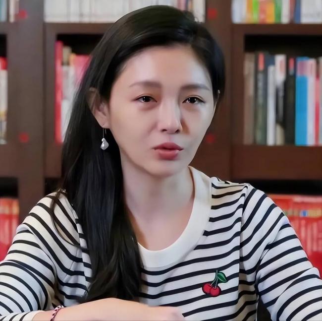 ��Sȥ��һ���꣬��ý�׶Ȼ�ԭ��������