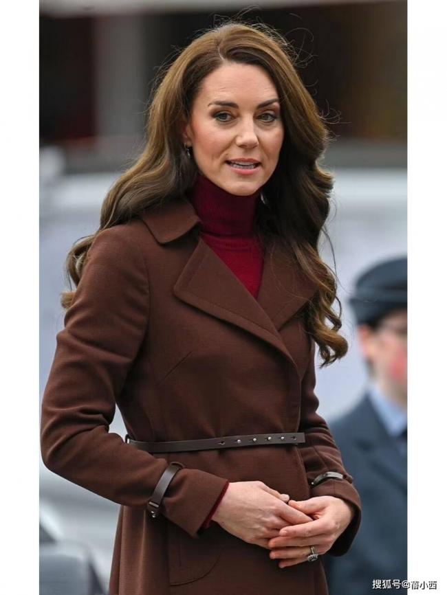 看凯特王妃穿大衣,我悟了 看凯特王妃穿大衣,我悟了
