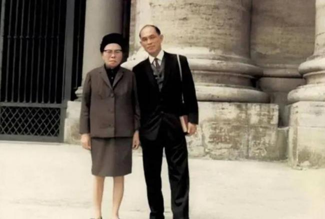 带领家族兴盛百年 霍家四代主母各显气度 带领家族兴盛百年 霍家四代主母各显气度