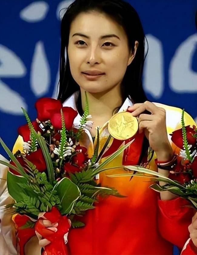 带领家族兴盛百年 霍家四代主母各显气度 带领家族兴盛百年 霍家四代主母各显气度