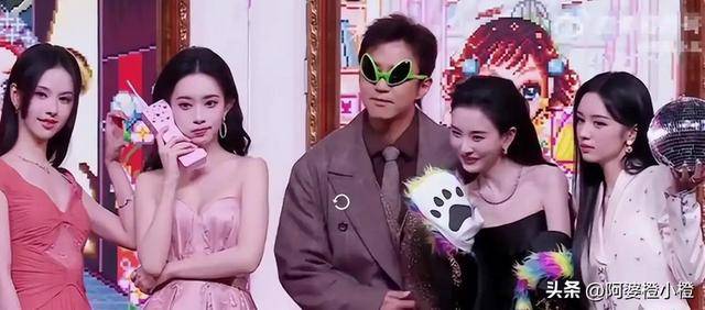 ΢��֮ҹ��Ļ��2�˳�����ͷ�����ݱ����