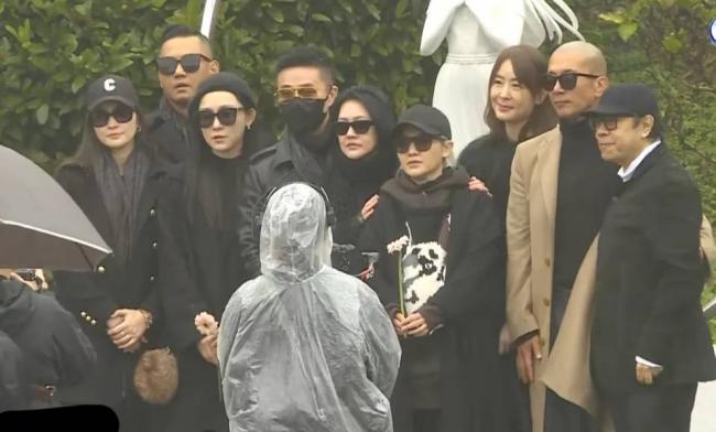 ��S�ߺ����������ģ�ǡ�����������˺ͼ���