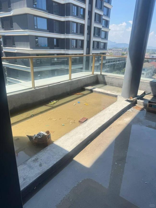 ���Ĵ�סլ�������ˣ�ס��ȥ��֪��������Ӳ��