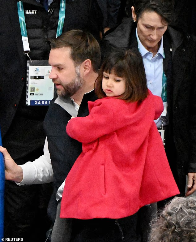 万斯4岁女儿冬奥会上抢风头 活泼却也惹争议