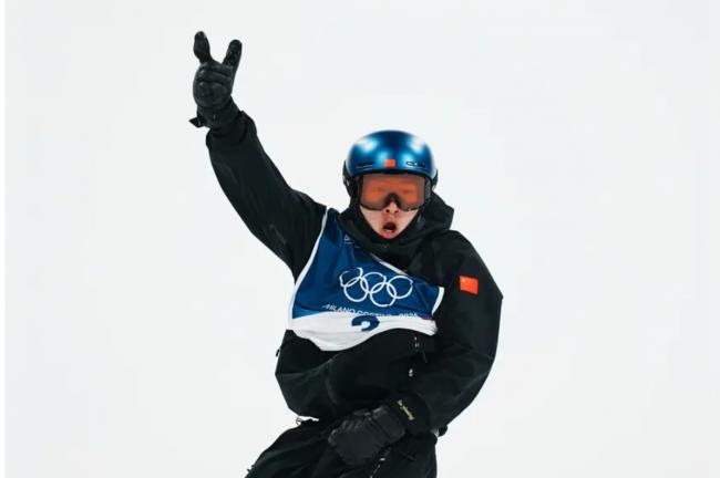 冬奥会中国首面奖牌入袋 日本包揽金银牌