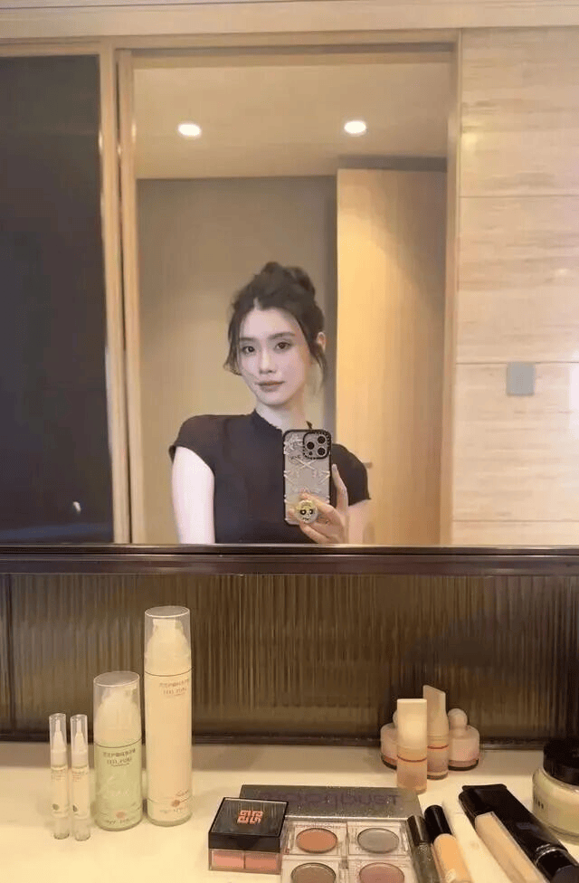 ��������������ĺ�լ���ˣ�ȫ��û��һ˿����