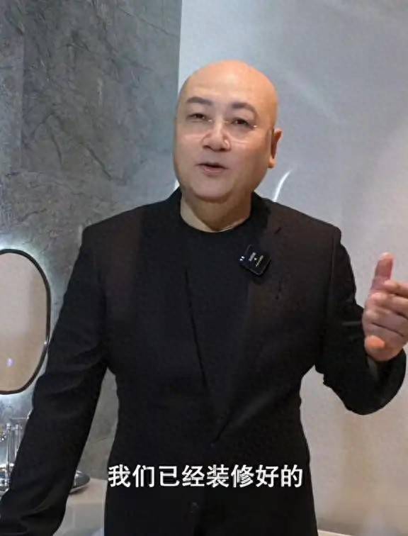 72����ɮ��ʼ���� �ͳ�����33������Ц��