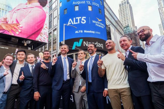 父辈掌权子女掘金：川普核心圈两大家族赚翻了