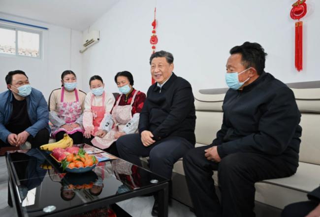 �������¾�ͷ��ϰ��ƽ��ͷ��д״̬��