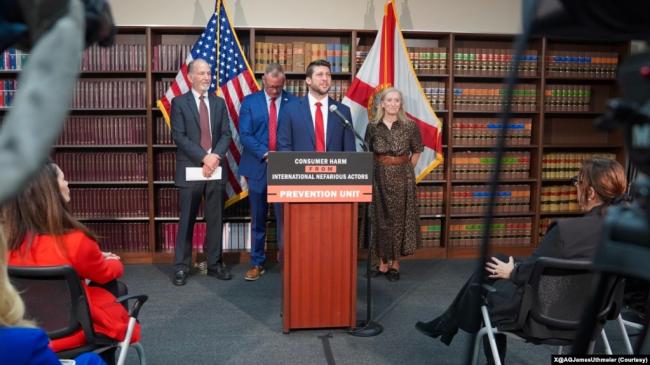 美中突发：两支利箭射向北京