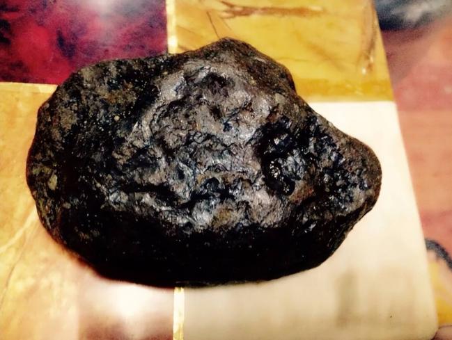 炸锅：重两吨，俄截获中国45亿年前珍贵国宝