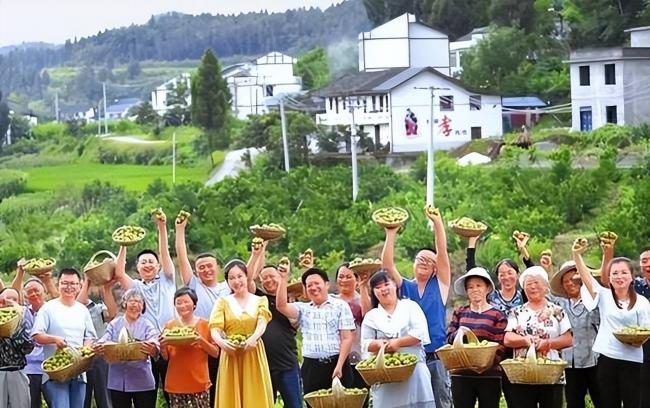 ��һ�ֲƸ�ϴ�ƿ�ʼ �й���Ǯ�˷�ƶ������