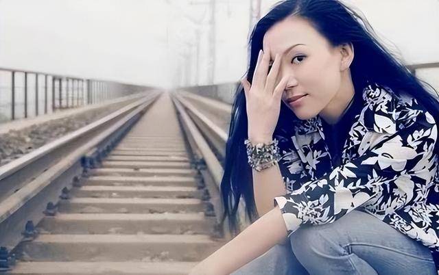 ����ɱ���ɷ�ķǳ�����Ů�α����� ��Ҫ������