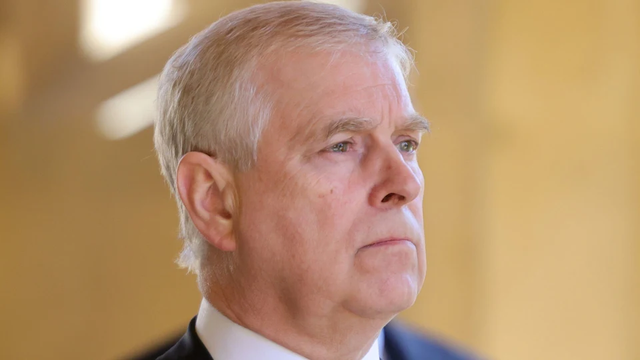 威廉王子要求驱逐安德鲁，与老父争吵遭训斥