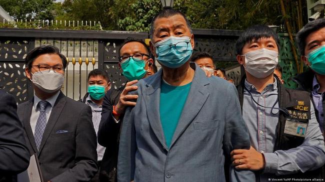 中国高校都是“纸老虎”？