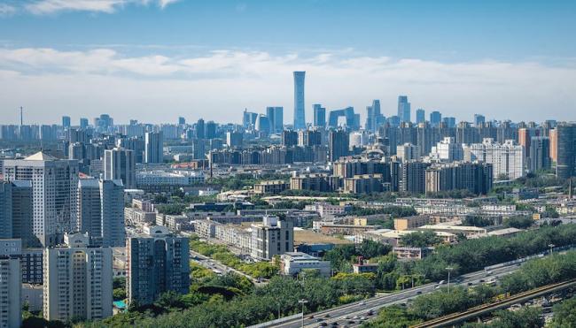 2025年亏超2000亿 中国房企进入“深水期”