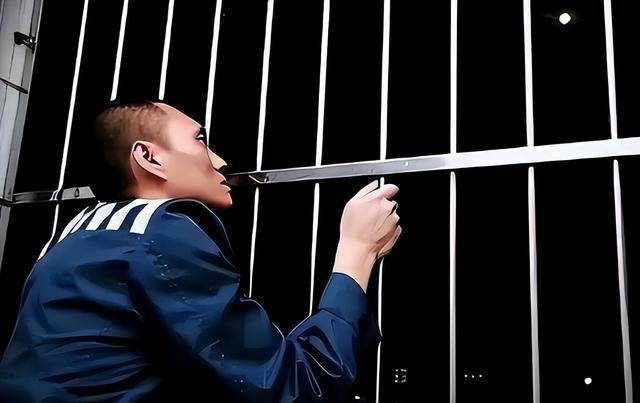 日踩8小时缝纫机，监狱工资多少？数字令人震惊