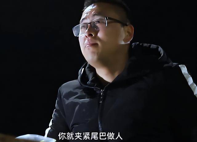 日踩8小时缝纫机，监狱工资多少？数字令人震惊