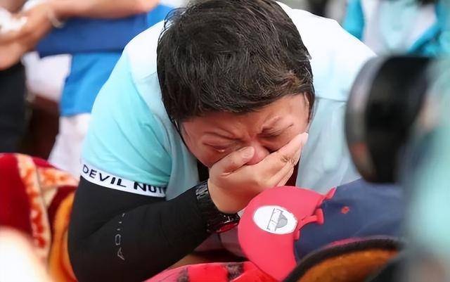 23年前缆车失事,被韩红收养的孩童,如今怎样 23年前缆车失事,被韩红收养的孩童,如今怎样