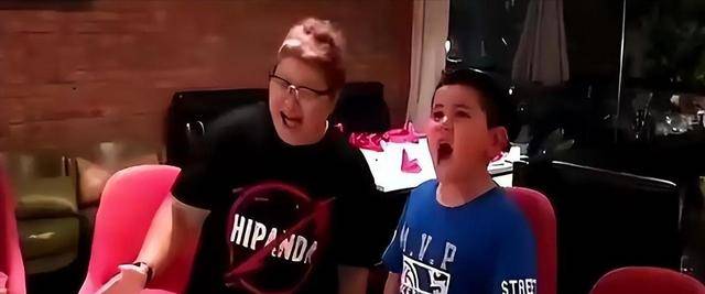 23年前缆车失事,被韩红收养的孩童,如今怎样 23年前缆车失事,被韩红收养的孩童,如今怎样