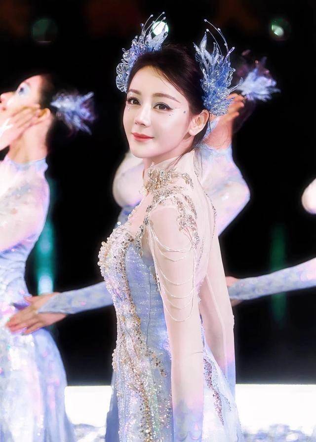 破百万点赞,今年春晚一个神级镜头诞生了 破百万点赞,今年春晚一个神级镜头诞生了