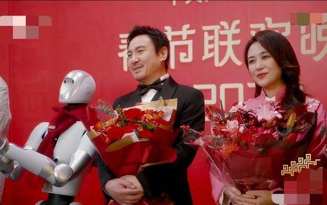 破百万点赞,今年春晚一个神级镜头诞生了 破百万点赞,今年春晚一个神级镜头诞生了