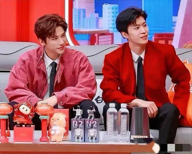 破百万点赞,今年春晚一个神级镜头诞生了 破百万点赞,今年春晚一个神级镜头诞生了