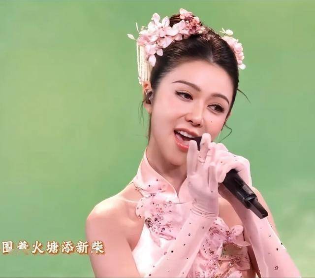 破百万点赞,今年春晚一个神级镜头诞生了 破百万点赞,今年春晚一个神级镜头诞生了