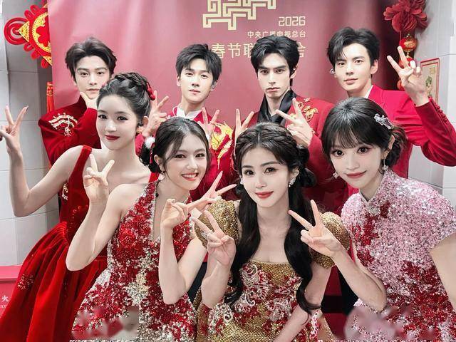 破百万点赞,今年春晚一个神级镜头诞生了 破百万点赞,今年春晚一个神级镜头诞生了