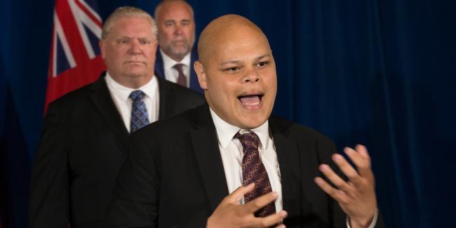 保守党议员严厉批评卡尼 博励治急划清界限 保守党议员严厉批评卡尼 博励治急划清界限