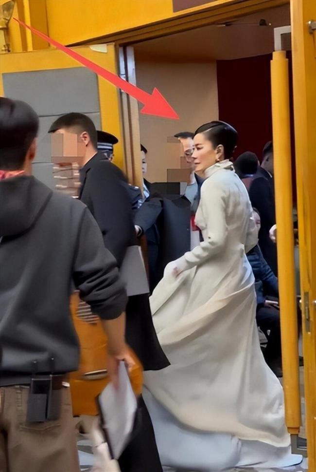 57�����ƶ��²��ϣ���л�������������