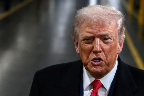 含含糊糊不知所云,川普轰她“糟糕愚蠢” 含含糊糊不知所云,川普轰她“糟糕愚蠢”