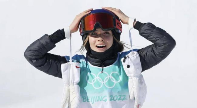 �������»�����Ů��ͬһ�����ߣ���ͬ��������