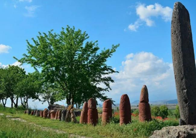 �޴�����ʯ��Ϊʲô������ɽ���������Žҿ��ˡ�