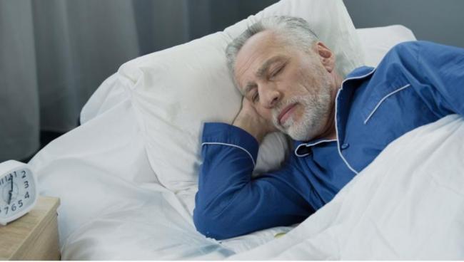 夜间卧室超过这温度 恐影响年长者心脏健康 夜间卧室超过这温度 恐影响年长者心脏健康